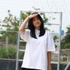 ao-phong-oversize-mau-trang